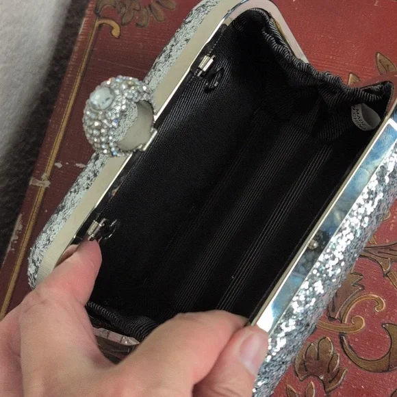 Jewell Diamond Ring Silver Glitter Socialite Clutch Case - Picture 3 of 4